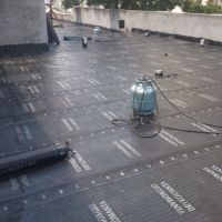 Impermeabilização de telhado com manta asfáltica